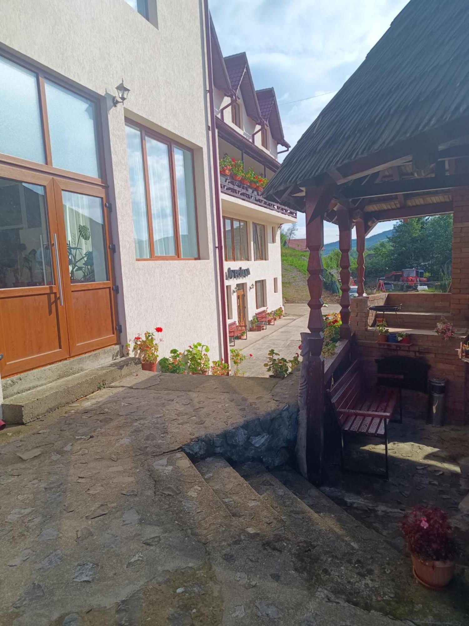 Pensiunea In Poiana Glod  المظهر الخارجي الصورة